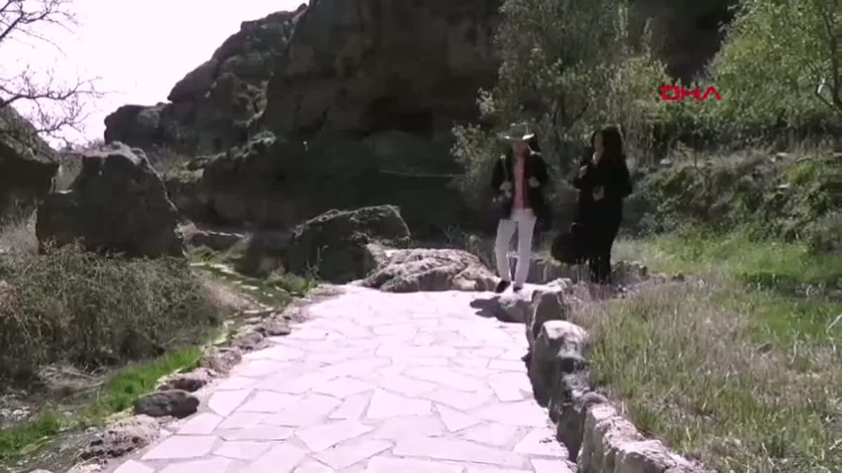 Japon Sanatçı 12.500 km Yol Gidip Kayseri’de Bez Bebek Yaptı