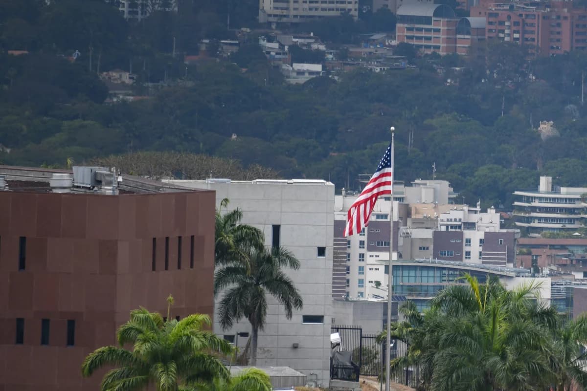 Venezuela’da ABD Büyükelçiliği 7 Yıl Aradan Sonra Yeniden Açıldı