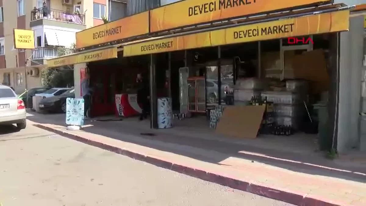 Antalya’da Araç Parkı Nedeniyle Kanlı Tartışma: 1 Ölü, 2 Ağır Yaralı