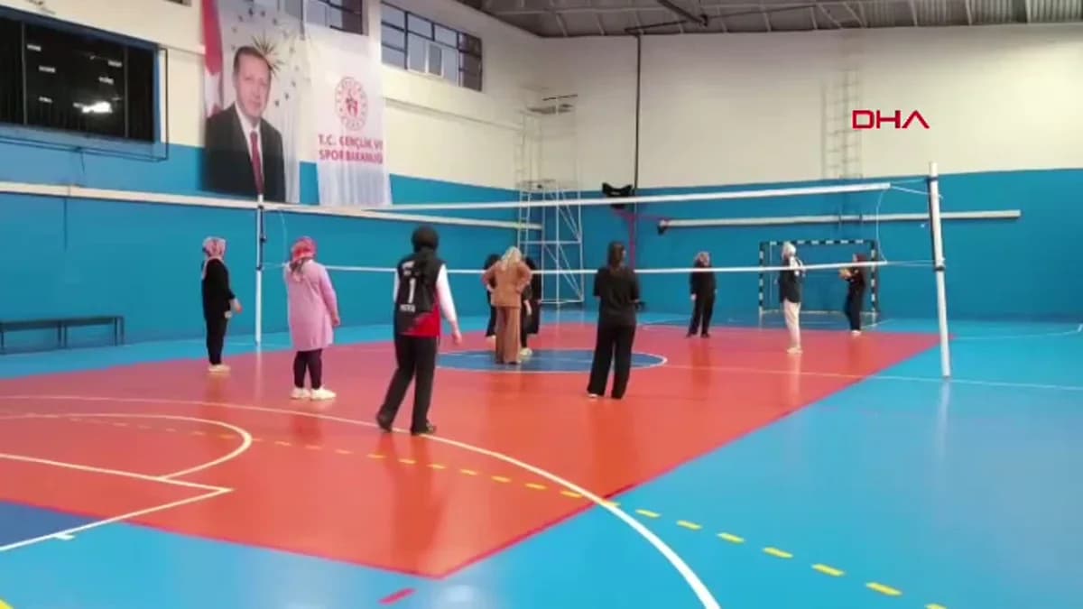 Aksaray’da Kadınların Sosyalleşmesine Destek: Tomris Hatun Voleybol Takımı
