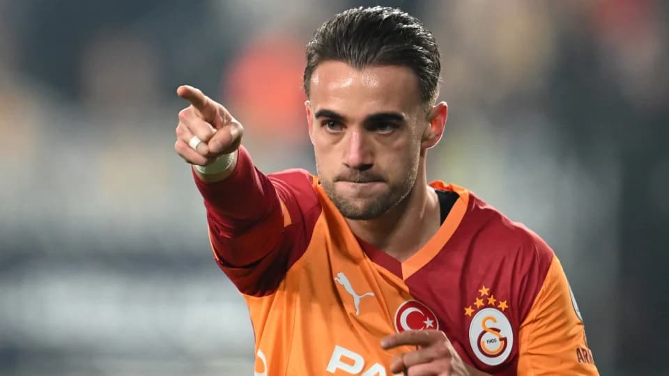 Galatasaray’da final sevinci yaşanırken Yunus Akgün’den Sane’ye övgü geldi