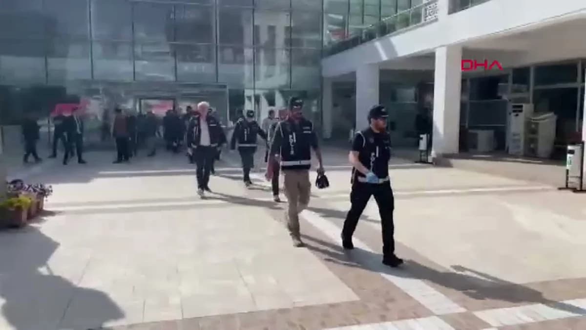 Tepebaşı Belediyesi’nde Yolsuzluk Operasyonu: 60 Kişi Hakkında Gözaltı Kararı