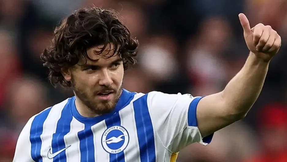 Ferdi Kadıoğlu’nun Fenerbahçe Seçimi: Brighton’dan İlginç Paylaşım!
