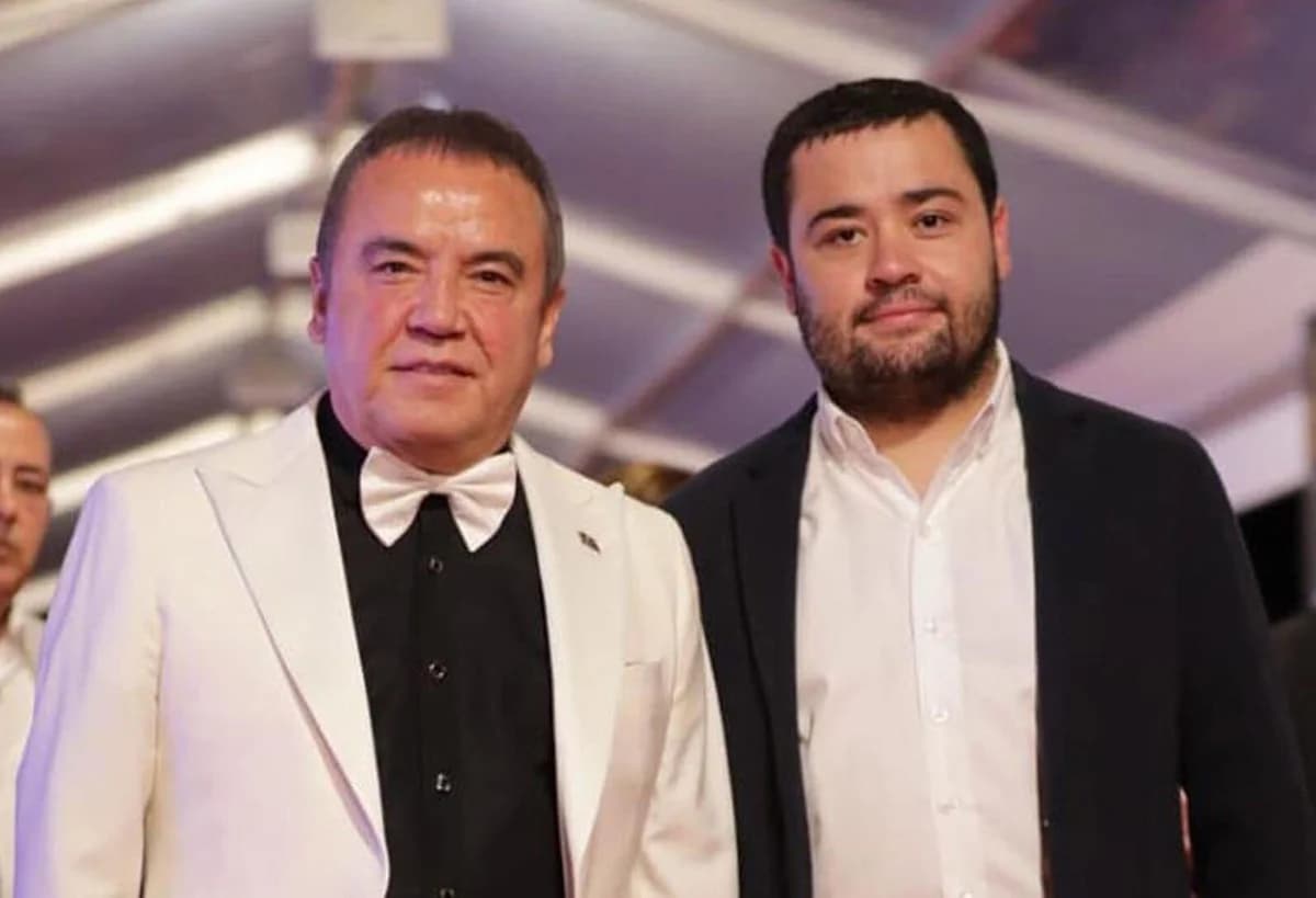 Antalya Büyükşehir Belediyesi’nde Rüşvet ve Yolsuzluk Davasında Kritik Duruşma: 41 Sanık Yargılanıyor
