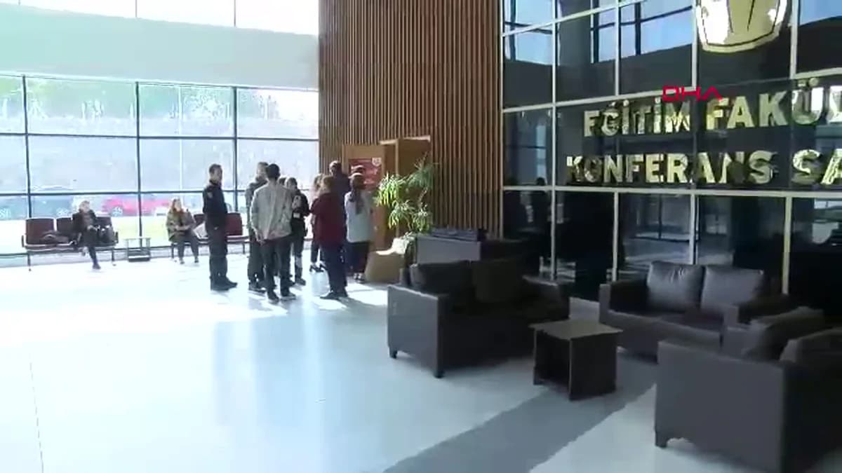Ankara’da ‘Bilim Kafe’ Etkinliği: Bağımlılıkla Mücadele Konferansı