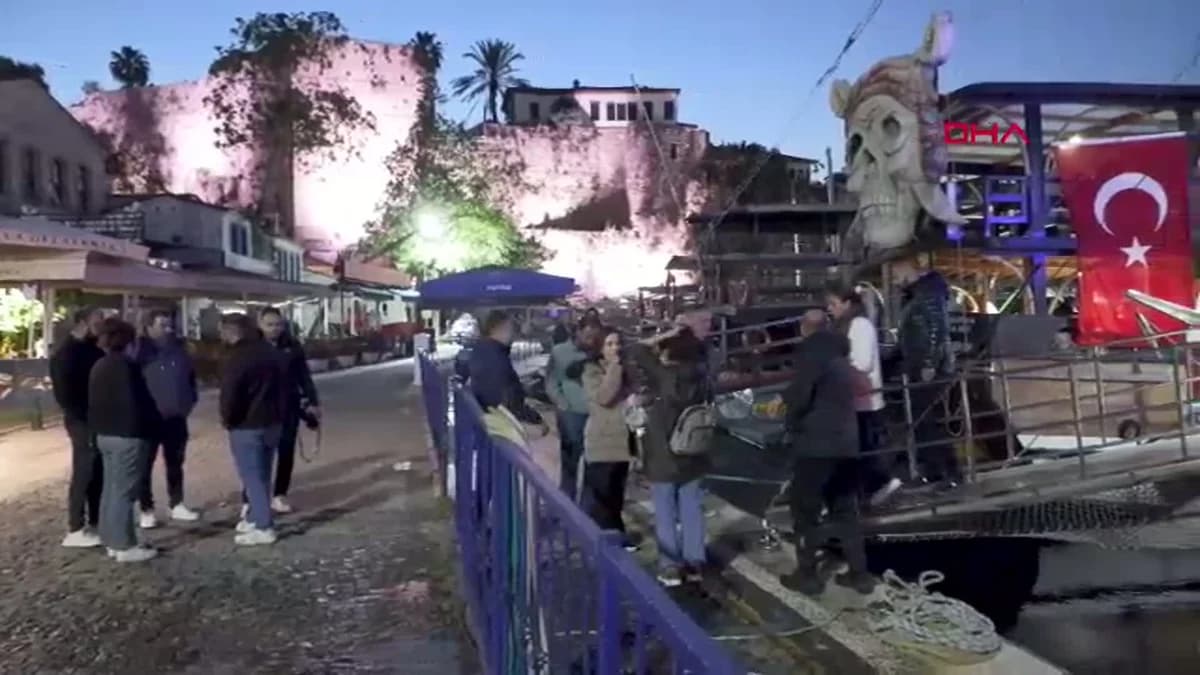 Antalya’da Hıdırellez Coşkusu: Dilekler Akdeniz’in Maviliğinde Uçuştu