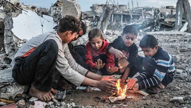 Gazze’de kış felaketi: 18 çocuk soğuktan öldü