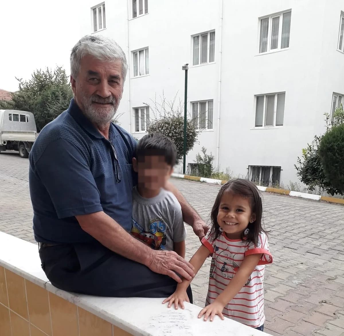 İnegöl’deki Trajik Kaza: Öykü ve Dedesinin Hayatını Kaybetmesi