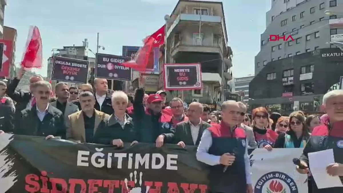 Zonguldak’ta Öğretmenlerden Siverek’teki Okul Saldırısına Sert Tepki