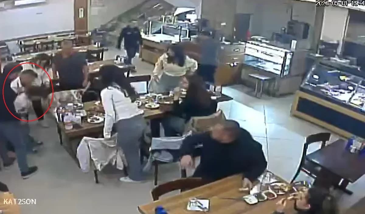 Yıldırım’da Nefes Kesen Anlar: Restoran Çalışanı, Heimlich Manevrası ile Hayat Kurtardı