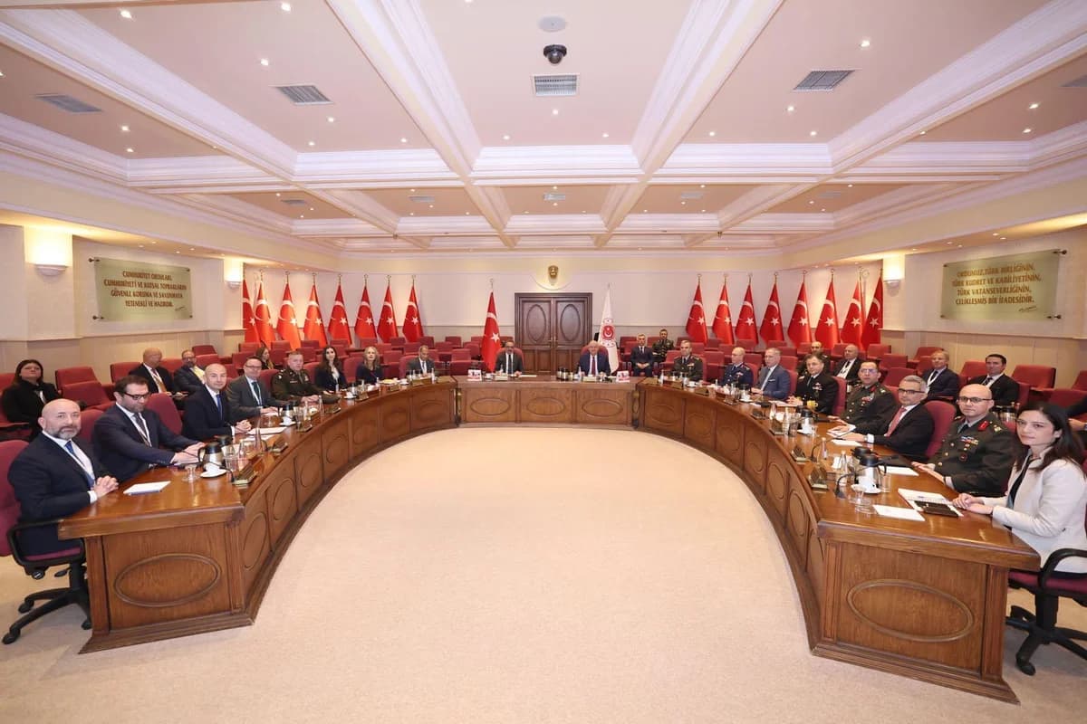 Bakan Güler, ABD-Türkiye İş Konseyi Heyetini Ağırladı