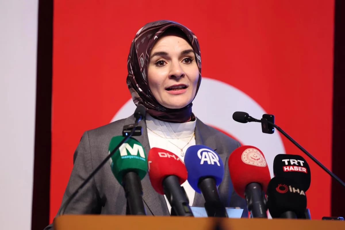 Bakan Göktaş’tan Aile Vurgusu: İnsan, Dünyayı Aile İçinde Tanır