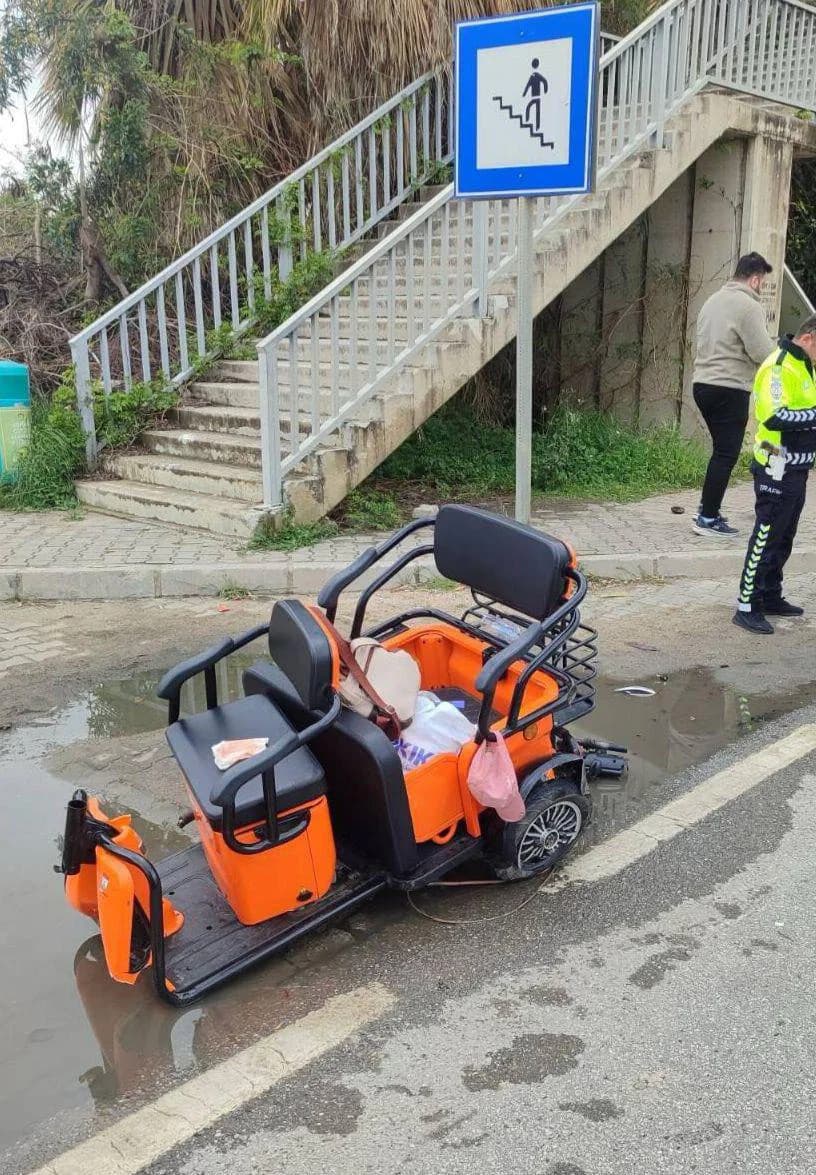 Vinçle Çarpışan Üç Tekerlekli Motosikletin Sürücüsü Hayatını Kaybetti