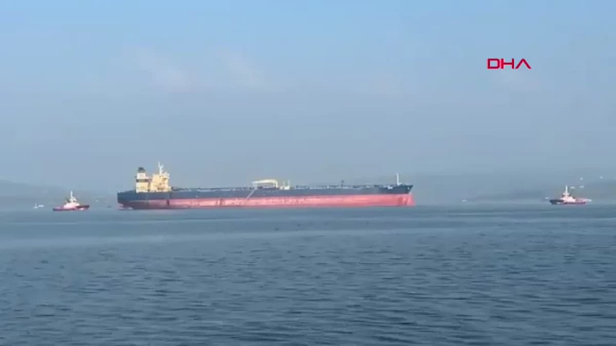 Çanakkale Boğazı’nda Gemide Makine Arızası: Tanker Yedeklendi