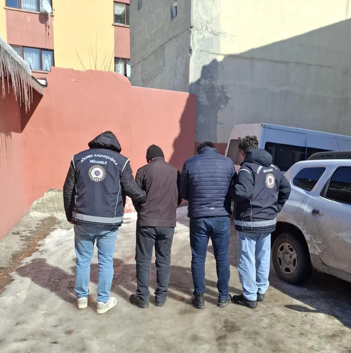 Kars’ta 7 Kaçak Göçmen Ele Geçirildi