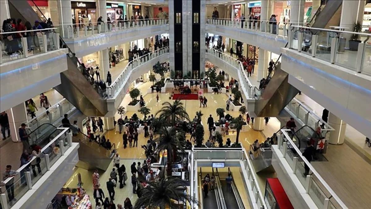 Alican Uludağ’dan pazar günü AVM kapanışı talebi; yetki valiliklerde