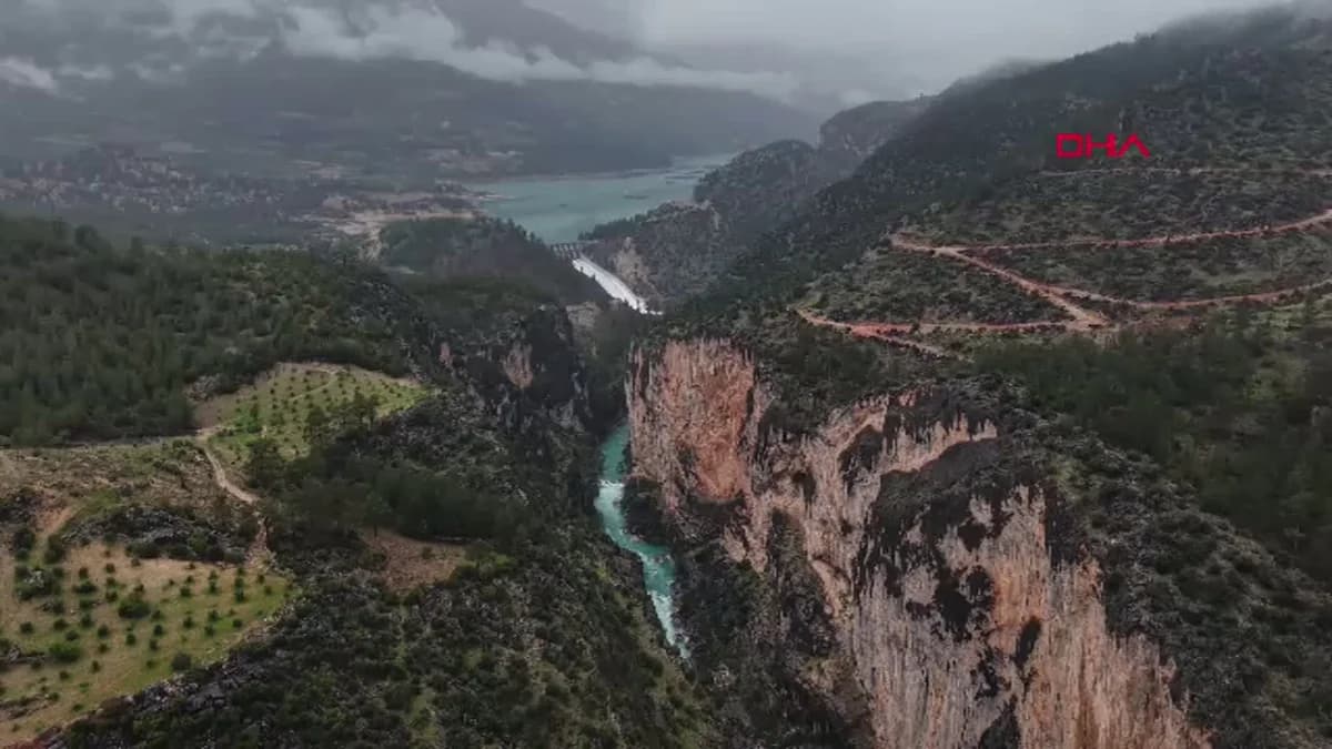 Mersin’in Saklı Cenneti Gezende Kanyonu Büyülüyor: Turkuaz Sular ve Eşsiz Manzaralar