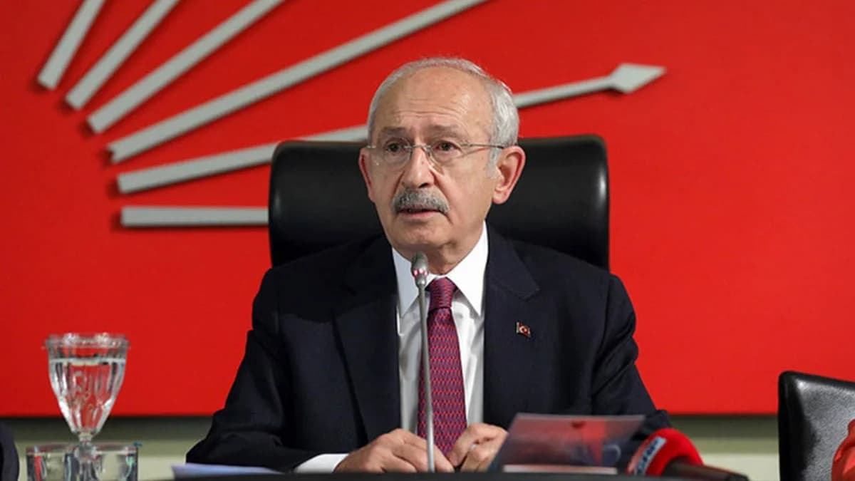 CHP Yönetimi Mahkeme Kararıyla Eski Kadroya Geçiyor