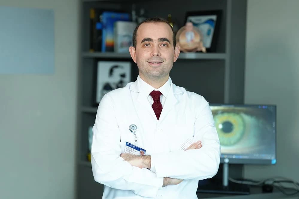 Göz Sağlığında Devrim: Lazer Cerrahisiyle Kişiye Özel Çözümler!