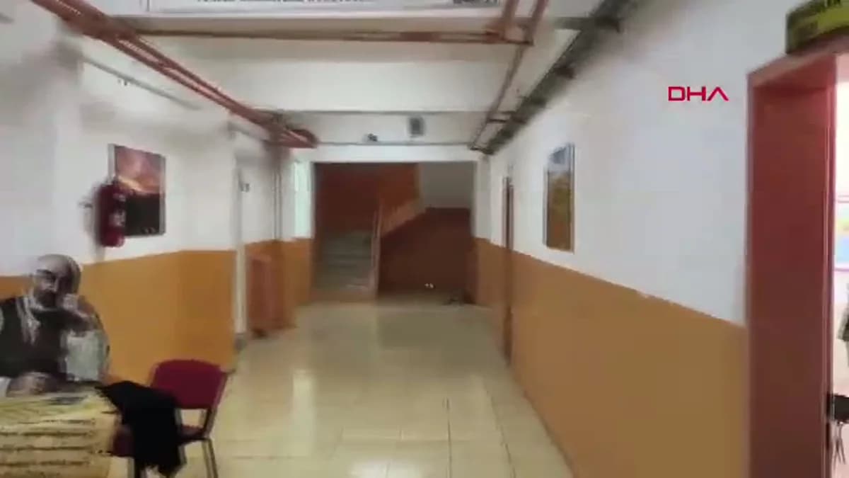 Derik’teki Öğrencilere Bayram Hediyesi