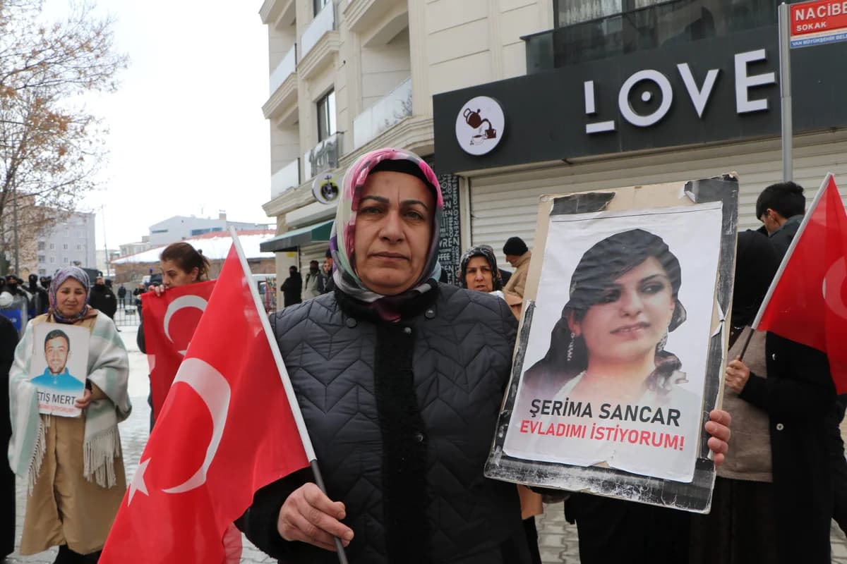 ‘Çocuklarımızı Kaybetmeyelim, Silahları Gömülsün’