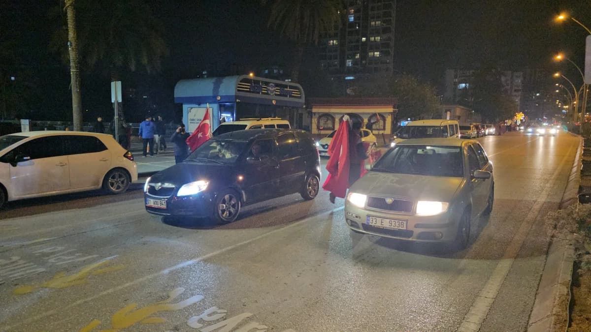 A Milli Futbol Takımı’nın Dünya Kupası Sevinci Adana Streets