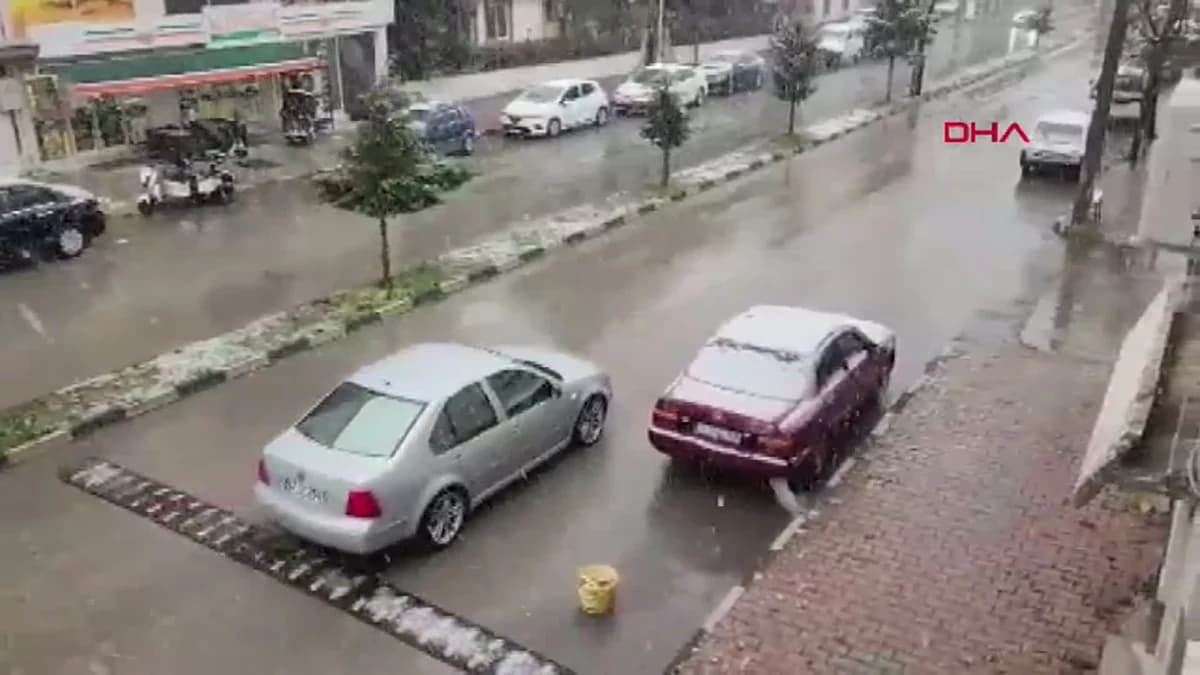 Çay’da Kar Yağışı Etkili Oldu