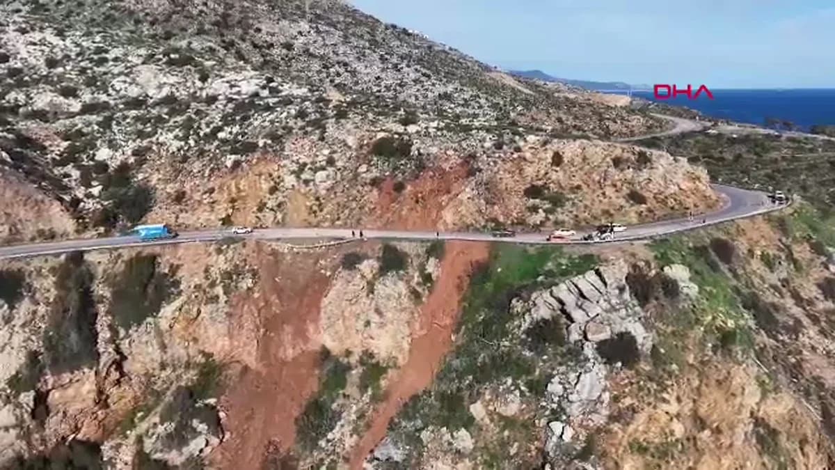 Mersin’de Aydıncık-Bozyazı Karayolunda Çökme Olayı