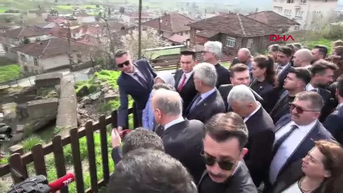 Bakan Gürlek Antik Tiyatro’yu İnceledi