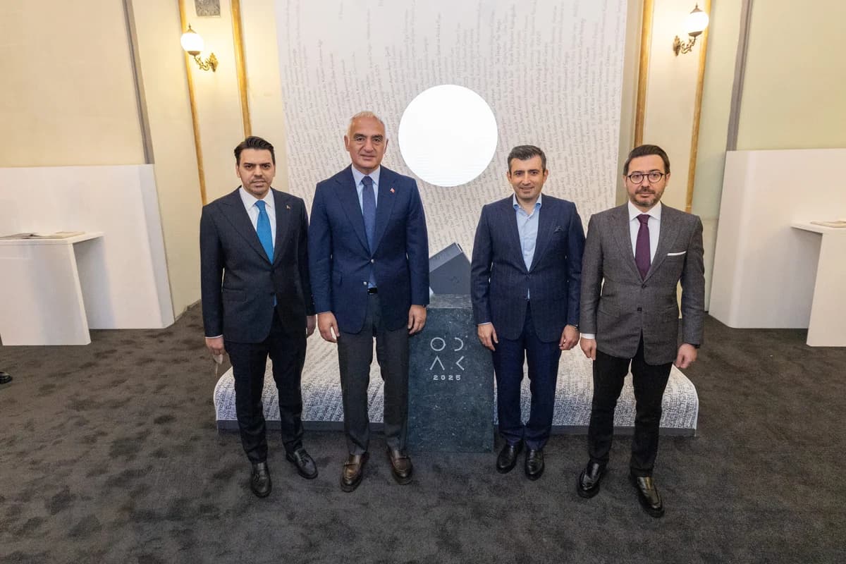 KÜME Vakfı’ndan ‘Mümkün’ Temalı İki Önemli Sergi Karaköy Palas’ta Açıldı