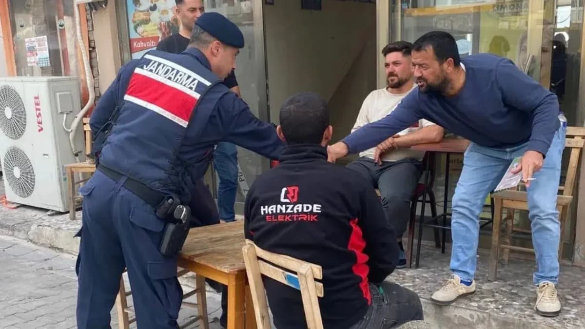Çanakkale Ayvacık’ta jandarma köylerde siber dolandırıcılığa uyardı