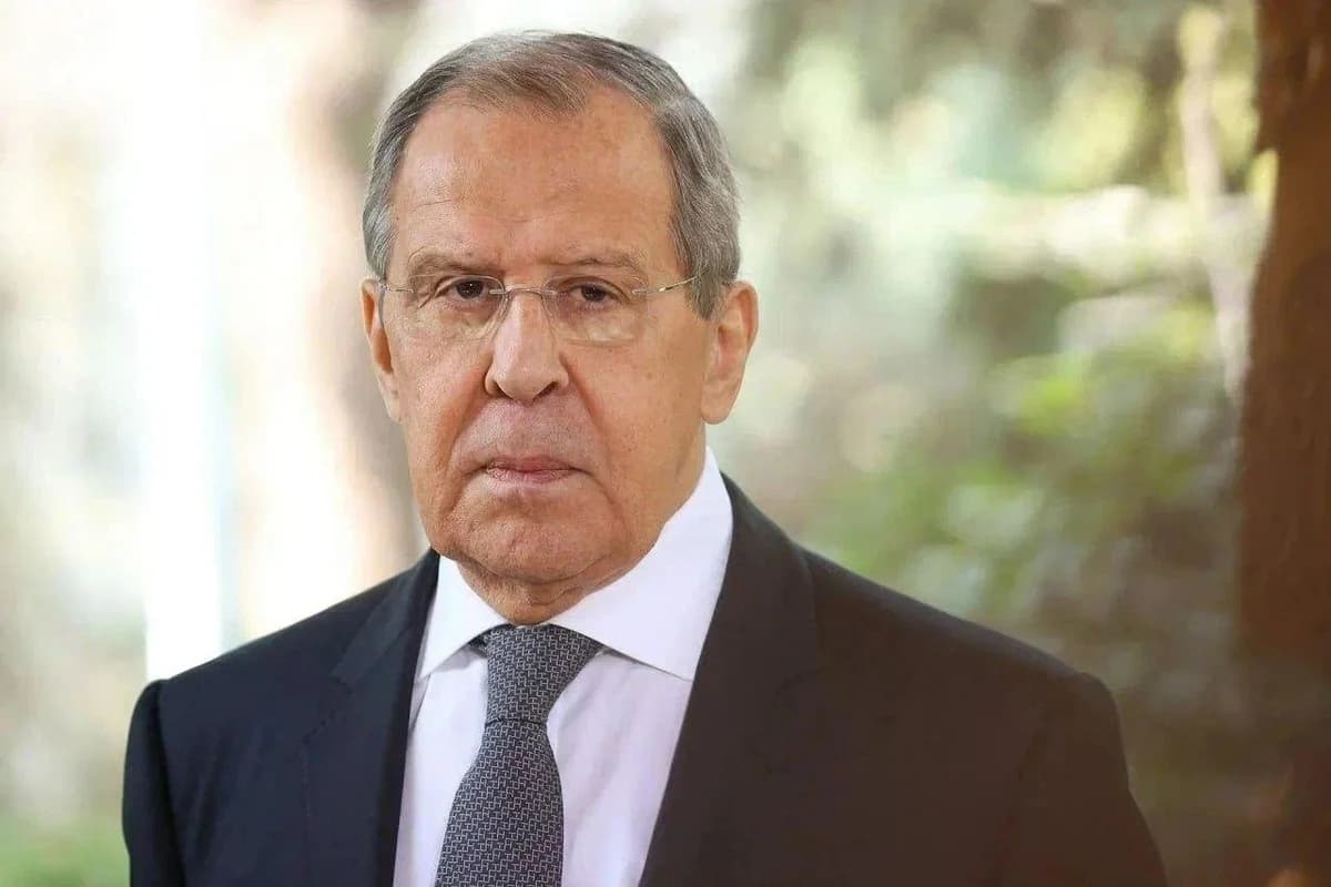 Lavrov: İran’a Askeri Ürün Tedarik Ediyoruz, İstihbarat Desteği Vermiyoruz