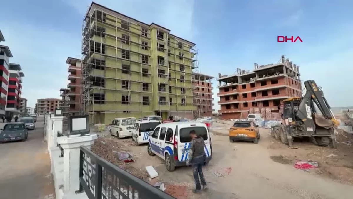 Eskişehir’de İnşaatta Düşen İşçi Hayatını Kaybetti