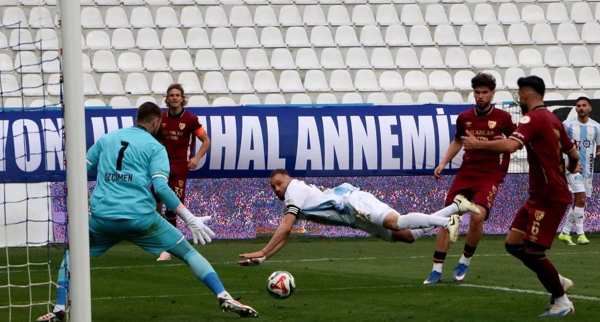 Erzurumspor FK Şampiyonluğa Veda Etti: Bandırmaspor’la 1-1 Berabere Kaldı