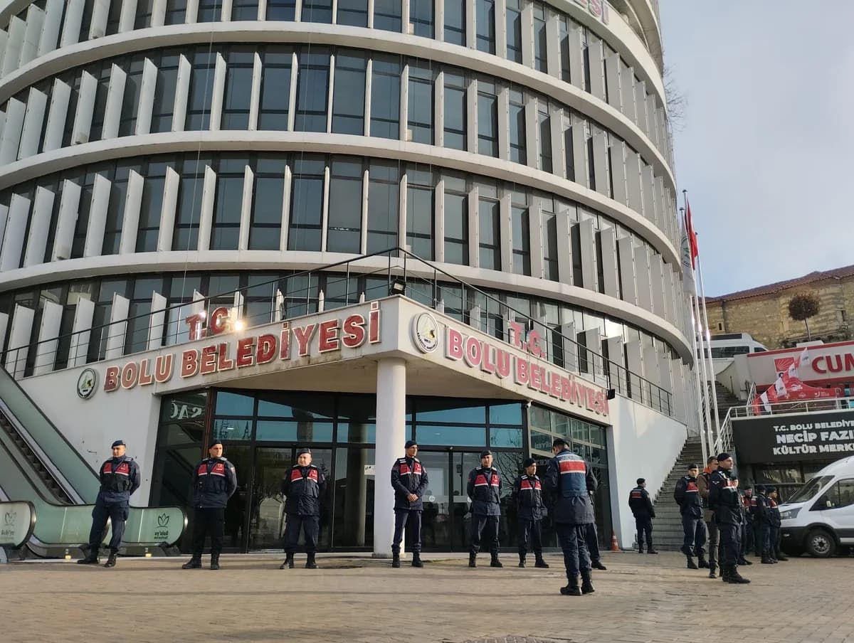 Bolu Belediyesi’nde Jandarma Araması Gerçekleşti