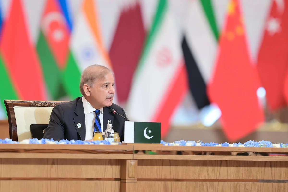 Pakistan Başbakanı Şahbaz Şerif’ten Trump’a Teşekkür: Kalıcı Barış Umudu
