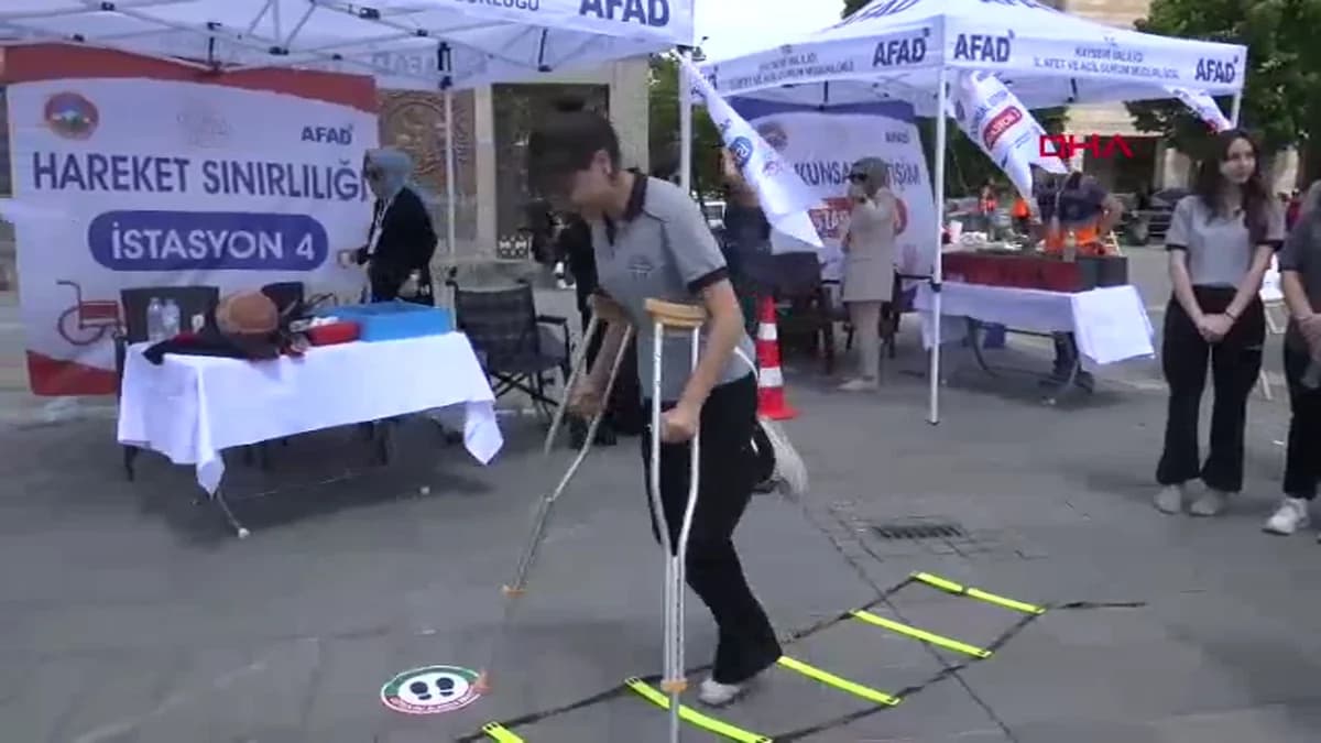 Kayseri’de Engellilerin Hayatı Empati İstasyonunda Canlandırıldı