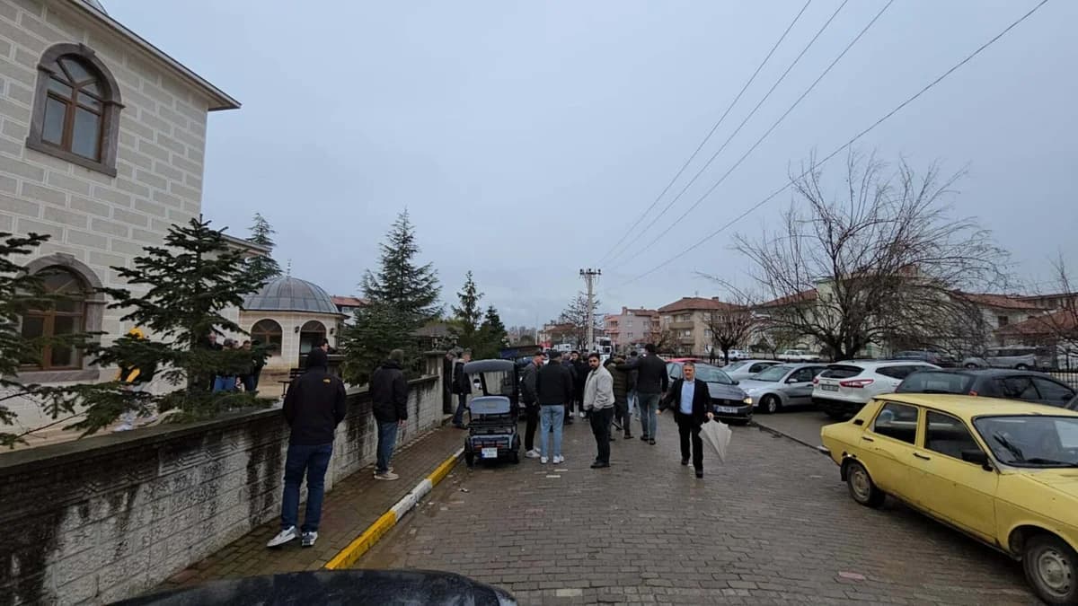 Sındırgı’da 4 Büyüklüğünde Deprem: Kısa Süreli Tedirginlik