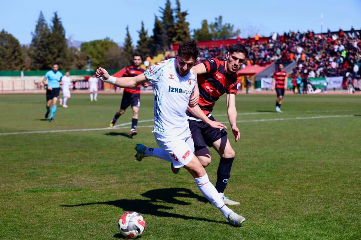 Karşıyaka Deplasmanda Uşakspor’u 2-1 Mağlup Etti