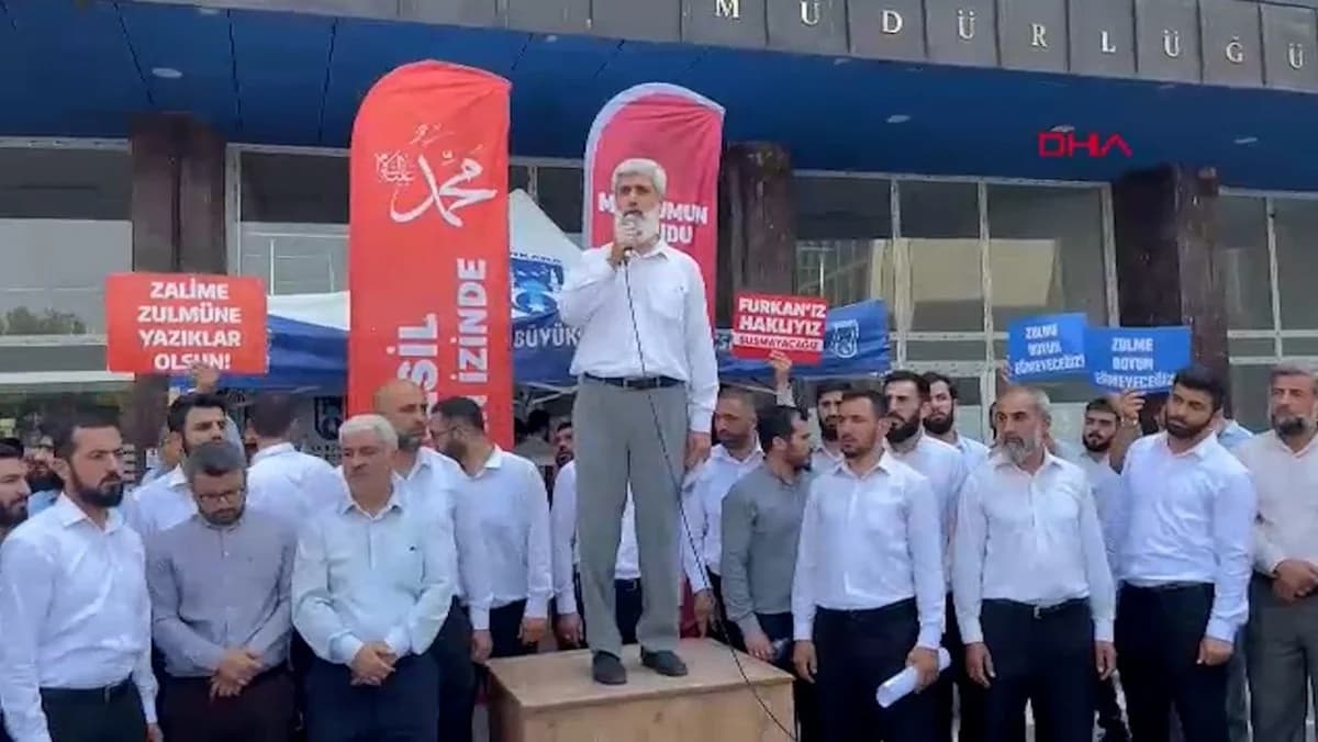 Vakıf binasına içki gerekçesiyle mühür: Ortalık karıştı