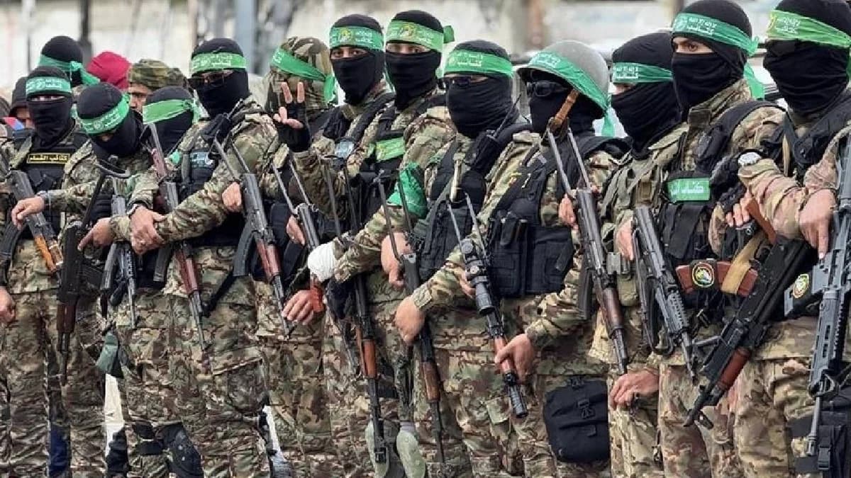 Hamas pazartesi rehine takasını başlatıyor, Tel Aviv’de öfke