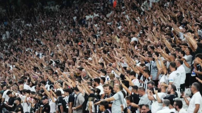 Beşiktaş’ta Kötü Gidişat Sürüyor: Taraftarlar Tepkili