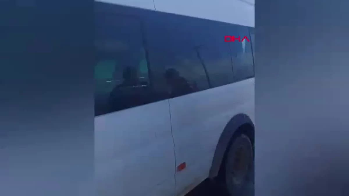 Osmaniye’de İşçi Servisi Minibüsle Çarpıştı: 3 Yaralı