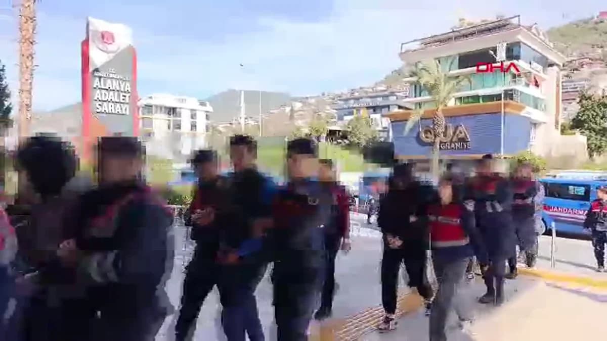 Antalya’da Bilişim Dolandırıcılığı Operasyonu: 6 Tutuklama