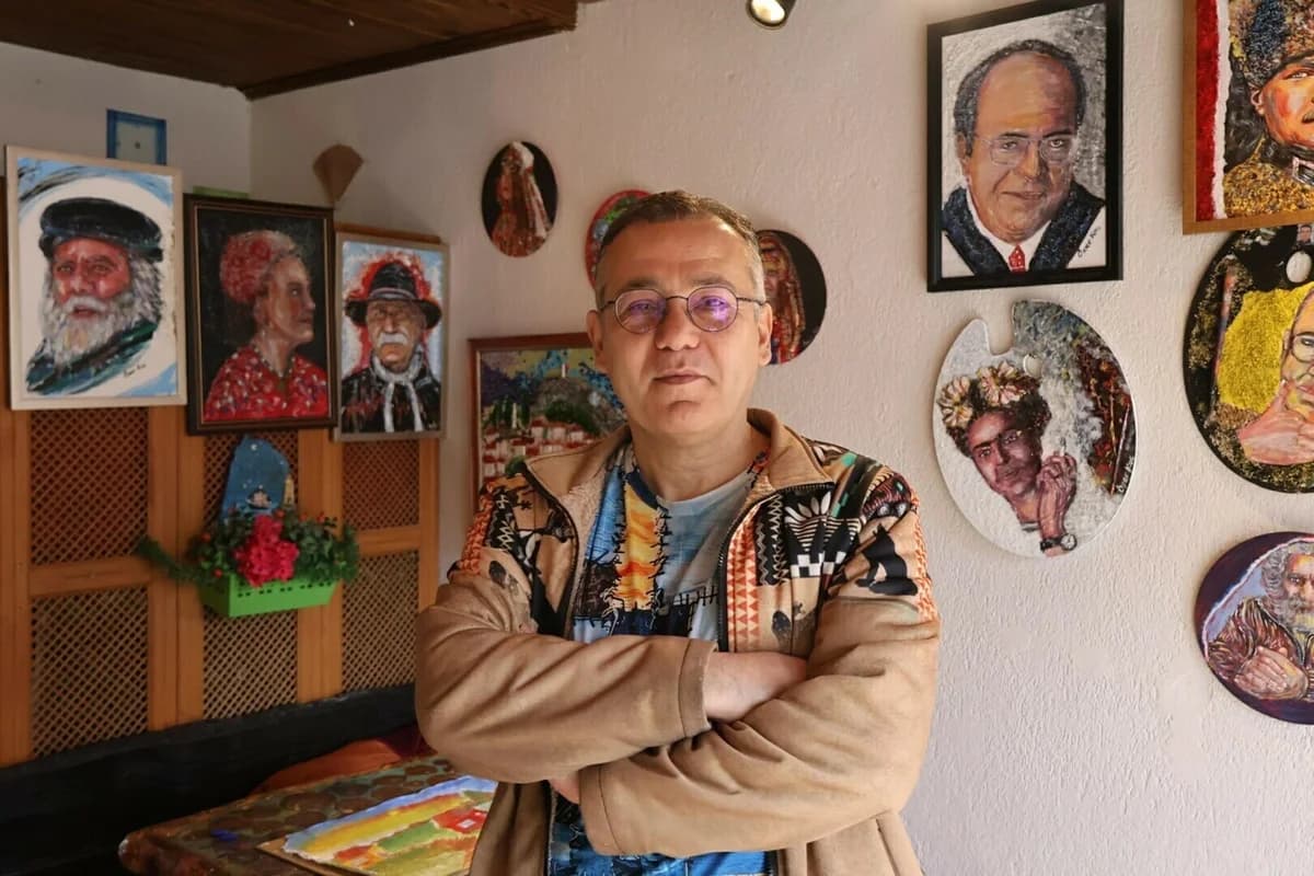 Tarihi Semtte Sanatı Geri Dönüşümle Buluşturan Elmas Özer Koç