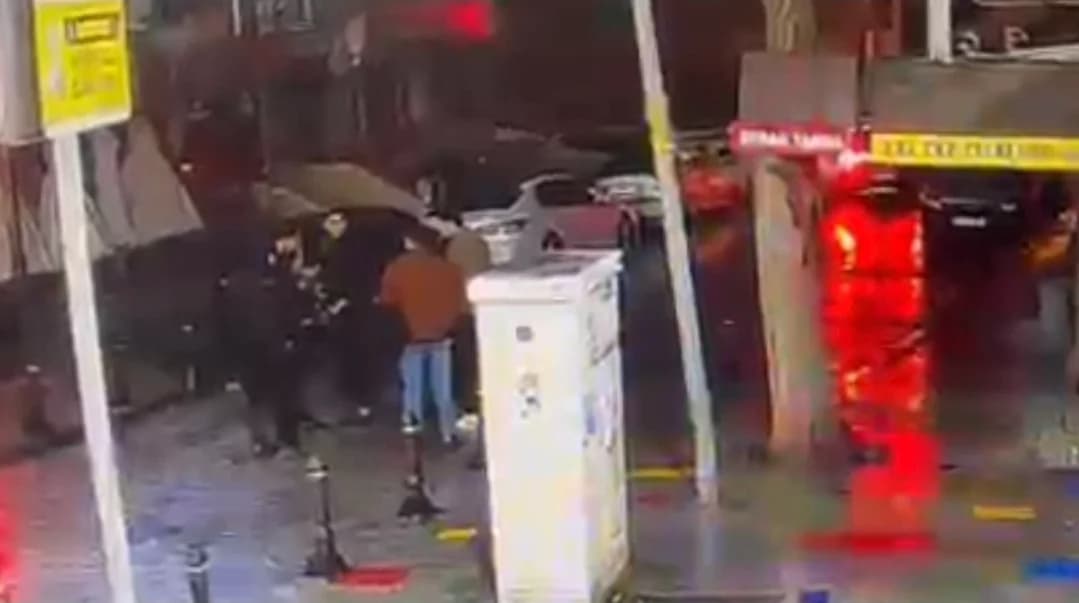 Bahçelievler’de Kanlı Doğum Günü: Kıskançlık Kavgası Bir Can Aldı, 3 Kişi Yaralandı