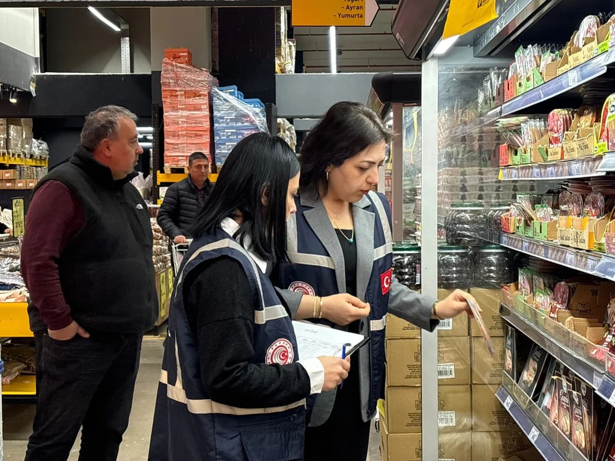 Ticaret Bakanlığı Ramazan Bayramı Öncesi Market Denetimlerine Hız Verdi