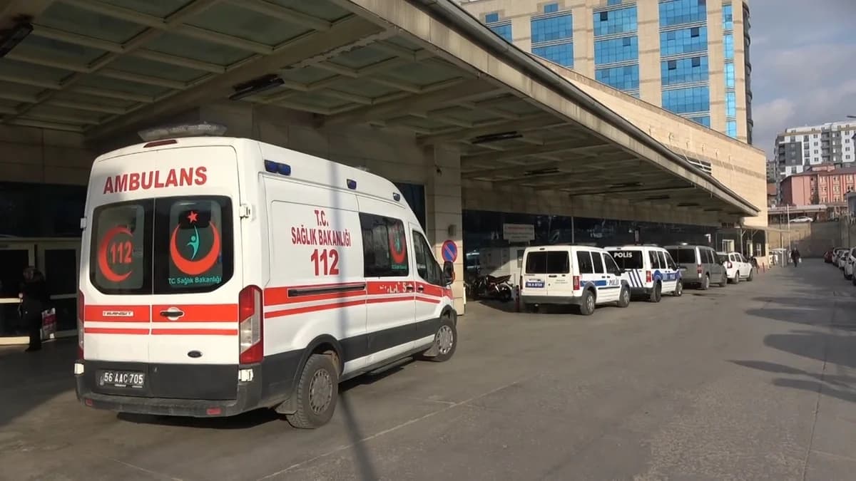 Siirt’te Liseli Öğrenciler Pansiyonda Zehirlendi: 16 Kişi Hastaneye Kaldırıldı