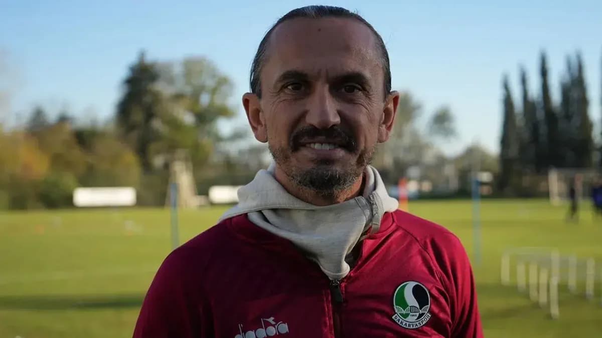 Fenerbahçe efsanesi Tuncay Şanlı, Futbol Akademisi’nde görev aldı