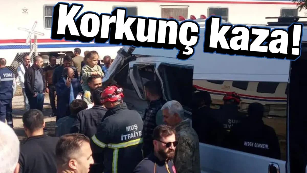 Muş’ta hemzemin geçitte tren servise çarptı: 17 öğrenci yaralı